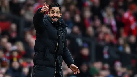 ความลับแตก "แมนยูฯ" แอบทาบคว้า "อดีตสตาร์พรีเมียร์ลีก" ก่อนตลาดปิด