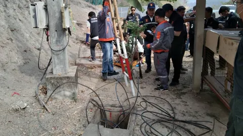 บุกด่านพุน้ำร้อน ตัดสายอินเทอร์เน็ตความเร็วสูงมุดใต้ดินไปพม่า ไม่ปรากฏผู้ครอบครอง