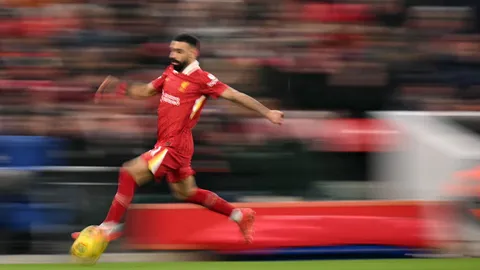 ที่หนึ่งไม่ไหว ที่สองก็ไม่ใช่ "อดีตแข้งดัง" ชี้ชัด "ซาลาห์" เก่งแค่อันดับที่ 3 ในทัพ "ลิเวอร์พูล"