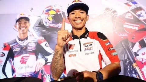 กระหึ่ม “สมเกียรติ” เปิดตัวกับทีมแข่ง “แอลซีอาร์ ฮอนด้า” ตั้งเป้ายกระดับทีมลุย ”โมโตจีพี“ ฤดูกาล 2