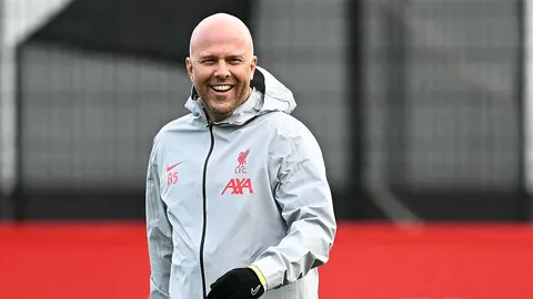 "อาร์เนอ สล็อต" อัปเดตข่าวดีก่อนศึกเมอร์ซีย์ไซด์ ดาร์บี้ ได้แข้งตัวหลักคัมแบ็กช่วยทีม