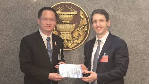 “อัครเดช” จับมือทูตพาณิชย์รัสเซีย เร่งดัน FTA ด้านอุตสาหกรรม