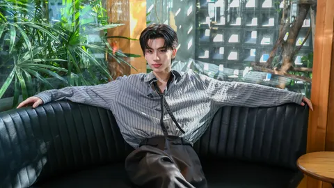 ไทแทน เปิดภาพหน้าจอมือถือสุดปังที่ได้จาก ลิซ่า และที่มาของรอยสักบนตัว (คลิป)