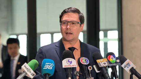 “โรม” ข้องใจออกหมายจับ “หม่อง ชิตตู่” ไม่ได้ เย้ยโดนแบนหลายประเทศแต่ไทยไม่รู้