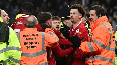 ได้ใจแฟนลิเวอร์พูลเต็มๆ "โจนส์" เคลื่อนไหวแล้ว หลังบวกเอฟเวอร์ตัน เกมเจ๊าสุดเดือด