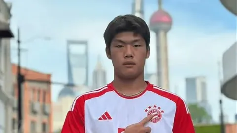 เปิดภาพล่าสุด "นักเตะเอเชีย" หลังโดนเข้าปะทะที่ศีรษะรุนแรงเกิด "ภาวะสมองตาย"