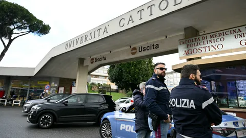 วาติกันแถลง "โป๊ปฟรานซิส" ประชวรเข้ารับการตรวจรักษาที่รพ.ในกรุงโรม