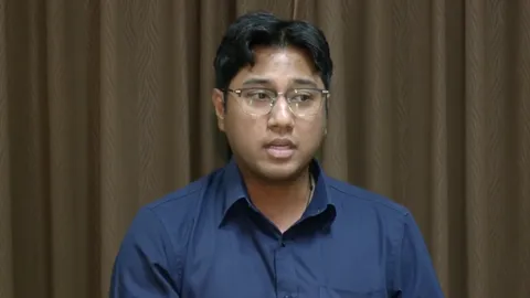 “สส.ปูอัด” หลั่งน้ำตาขอโทษทำให้ผิดหวัง เปิดใจปฏิเสธข่มขืน ขอพิสูจน์ความบริสุทธิ์ (คลิป)