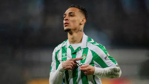 ที่แมนยูฯ ไม่มีความสุข? “แอนโธนี” เฉลยเหตุฟอร์มจี๊ดจ๊าดกับ “เรอัล เบติส” 