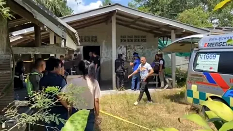 วิสามัญชายวัย 57 คลั่งฟันผู้ใหญ่บ้านข้อมือเกือบขาด ซ้ำพุ่งฟันตำรวจ