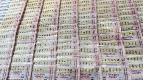 งวดนี้หวยออก 1 มี.ค. เปิดสถิติหวยย้อนหลัง 10 ปี พบ "เลขเด็ด" โผล่เพียบ