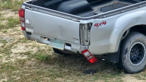 ระเบิดรถกระบะ ในสนามบินนราธิวาส ก่อน "ทักษิณ" ลงพื้นที่ 1 ชม.