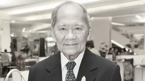 "ธานินทร์ กรัยวิเชียร" อดีตนายกฯ และองคมนตรี ในรัชกาลที่ 9 ถึงแก่อสัญกรรม