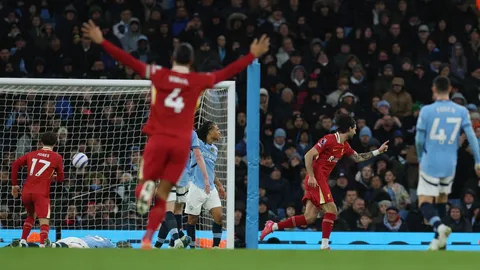 ผลบอล ลิเวอร์พูล บุกทุบ แมนซิตี้  คาบ้าน นำโด่งจ่าฝูงพรีเมียร์ลีก