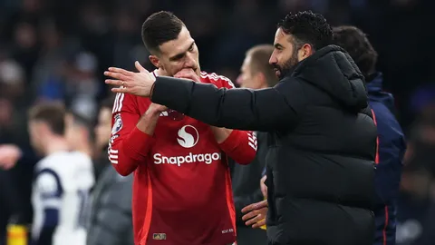 สะดุ้งยกทีม "อโมริม" จวกตัวการทำ "แมนยูฯ" มีปัญหาการเงิน จนปลดพนักงานอีก 200 คน