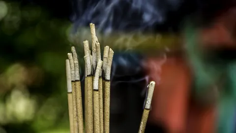 เคล็ดลับเสริมดวงรวย การเงิน โชคลาภ รับทรัพย์ตลอดเดือนมีนาคม 2568