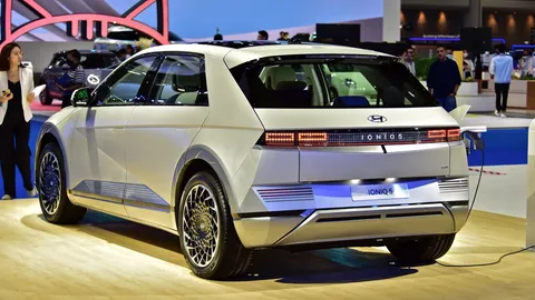 ลดสามแสน! HYUNDAI IONIQ 5 ราคาเริ่มต้น 1,399,000 บาท