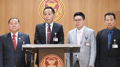 พปชร. ยัน ทำหน้าที่ฝ่ายค้านเต็มที่ โว “บิ๊กป้อม” ร่วมเคาะประเด็นซักฟอก