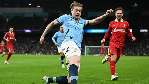 "เดอ บรอยน์" เอาจริง! ฟ้องหมอครูบาอ้างพลังลี้ลับ รักษาเจ็บเรื้อรัง ตามตื้อถึงบ้าน