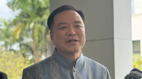 “อนุทิน” จวกสื่อ ปั่นข่าวอิสราเอลบุกปายทำเสียเวลา งดออกความเห็นส่งอุยกูร์กลับจีน