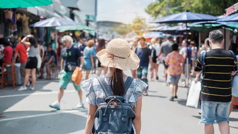 กางแผนปรับโฉม “ตลาดจตุจักร” ปั้น Soft Power แลนด์มาร์กเที่ยวไทย ดึง รฟท.ร่วมลงทุน