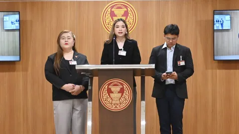 พรรคประชาชนสู้จนชนะ ปลดล็อกข้าราชการหญิงให้ใส่กางเกงมาทำงานได้