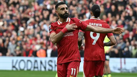 ลิเวอร์พูลต่อสัญญาได้ยัง "ซาลาห์" ทำ 2 เรื่องสุดทึ่ง หลังนำจ่าฝูงพรีเมียร์ลีก 16 แต้ม