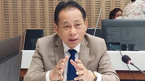 พลังประชารัฐ ค้านตัดชื่อ “ทักษิณ” พ้นญัตติซักฟอก ชี้ ไม่ผิดกลัวทำไม