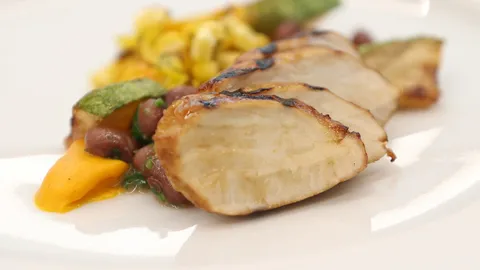 อังกฤษเตรียมจำหน่ายเนื้อสัตว์สังเคราะห์จากห้องแล็บภายใน 2 ปี