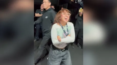 "มิลลิ" โดนชาวเน็ตคอมเมนต์ "เชียร์มวยโอเวอร์แอคติง" ศึก ONE-มีคนช่วยปกป้องแล้ว (คลิป)