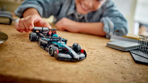 LEGO จับมือ F1 สร้างปรากฏการณ์ใหม่ เอาใจสายรถแข่ง เปิดชุดตัวต่อรถแข่ง Formula1