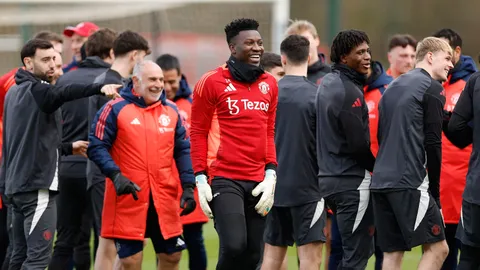 "แมนยูฯ" เฮลั่น ได้ 2 ข่าวดีล่าสุด ก่อนปะทะ "โซเซียดัด" ยูโรปาลีก ลุ้นเข้ารอบ 8 ทีม