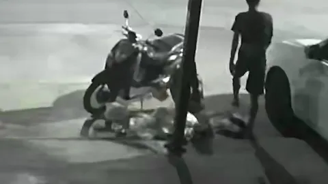 ช่างสักเตือนภัย 2 ผัวเมียตามรื้อขยะหน้าร้าน คาดมาตามหา "เข็มสัก" ไปใช้ต่อ