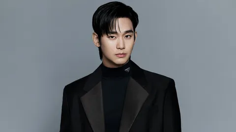 รู้จัก คิมซูฮยอน พระเอกเกาหลีตัวท็อปที่ค่าตัวสูง ฝีมือการแสดงเฉียบ 