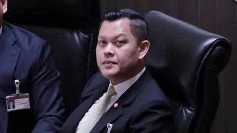 “ธนกร” ฝากรัฐบาลอย่าเปิดช่องให้มีทุจริตทุกกระทรวง เรียกความเชื่อมั่นประชาชน