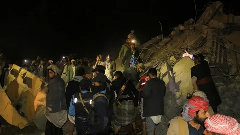 สหรัฐฯ ถล่มกบฏฮูตีในเยเมน ดับ 31 ศพ อ้างสังหารผู้นำกลุ่มได้หลายราย