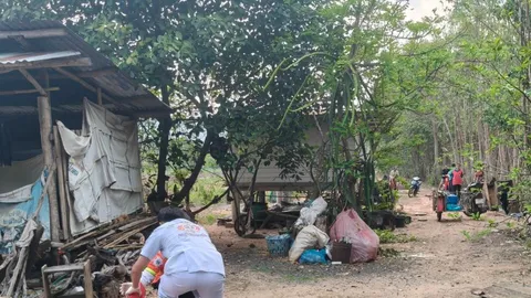 ตูมสนั่น บ้านรับซื้อของเก่า ดับ 1 สาหัส 4 ราย กั้นพื้นที่เก็บกู้ระเบิดอีกลูก