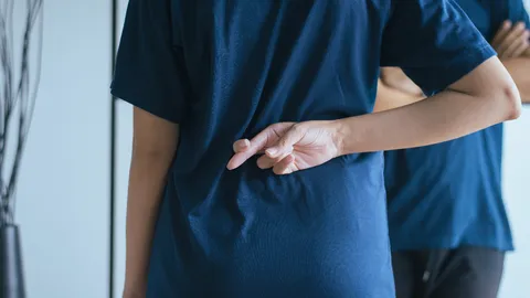 รู้ทันคนโกหก วิธีสังเกตและป้องกันการโดนหลอกลวง