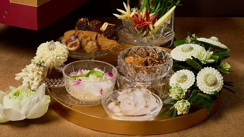 รอยัล โอชา ต้อนรับฤดูร้อน เปิด “สำรับข้าวแช่” ถ่ายทอดความเป็นไทยสไตล์พรีเมียม 