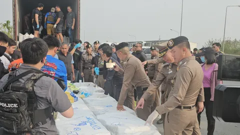 สกัดจับรถคอนเทนเนอร์ ดัดแปลงเป็นห้อง ซุกยาเสพติดขนจากเหนือมาภาคกลาง