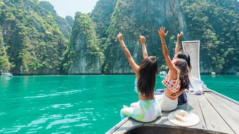 สงกรานต์นี้ คนไทยแห่เที่ยวในประเทศ เปิดพฤติกรรมนักท่องเที่ยว 3 สไตล์ พร้อมเผยจุดหมายยอดฮิต 