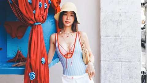 ลุคนี้ดีต่อใจ เต้ย จรินทร์พร ใส่วันพีซคว้านอกสุดแซ่บ แจกความน่ารักจนลืมอายุจริง