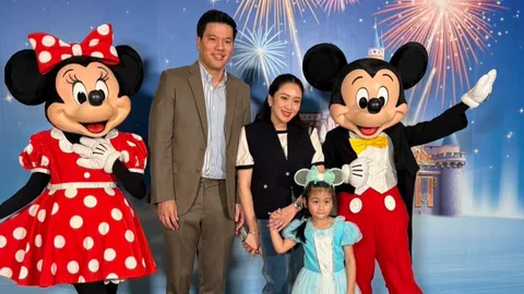 หลังเลิกงาน “แม่อิ๊งค์” พา “น้องธิธาร” พร้อมเพื่อนลูกสาวดู Disney On Ice