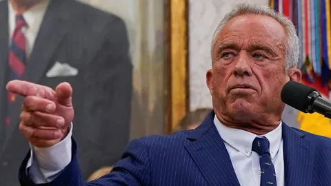 กระทรวงสาธารณสุขสหรัฐฯ เตรียมลดพนักงานอีก 10,000 ตำแหน่ง