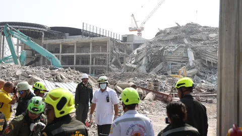 ระดมกู้ 83 ชีวิต แผ่นดินไหว 8.2 ตึก สตง.ถล่ม เกิดในพม่าเขย่าไทย (คลิป)