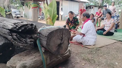 ถูกหวยมาแล้ว 3 งวด ชาวบ้านกลับมาขอ "เลขเด็ด" แม่ตะเคียน 3 พี่น้อง ไปลุ้นโชค