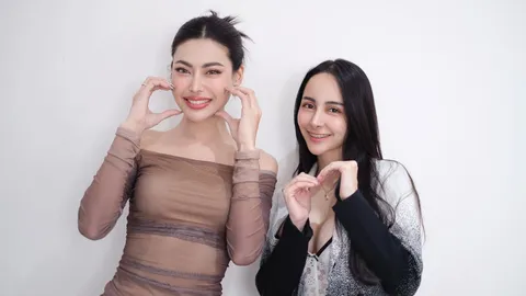 กชเบล ไลฟ์ขายของกับ จ๊ะโอ๋ งามพริ้ง ทำชาวเน็ตคอมเมนต์สนั่น