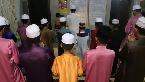 ครม. ทุ่มงบฯ 169 ล้าน ปรับเพิ่มค่าตอบแทนครูโรงเรียนสอนศาสนาอิสลาม 5 จชต.