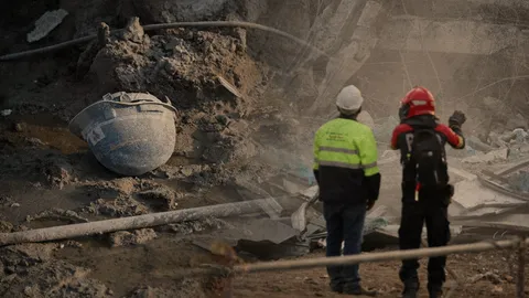 ปมลึกตึก สตง. ถล่ม พิรุธนอมินีจีนกินรวบ โครงการรัฐหลายแห่งมีปัญหา 