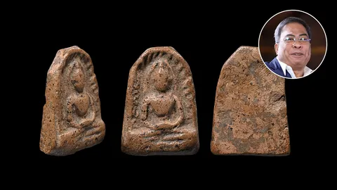 พระซุ้มกอ พิมพ์กลาง "พระกำแพงซุ้มกอ" 2.5 ล้านบาท